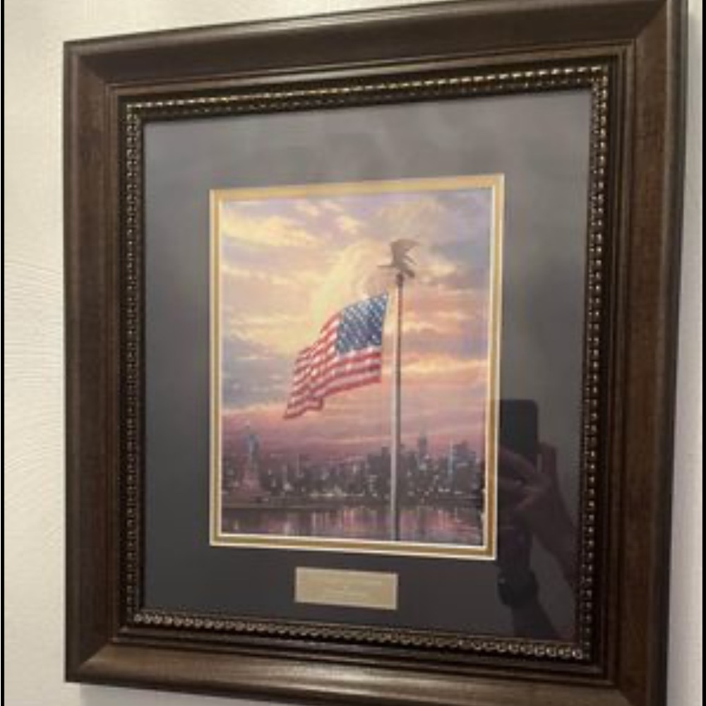 Thomas kinkade light of freedom picture. Home interiors.